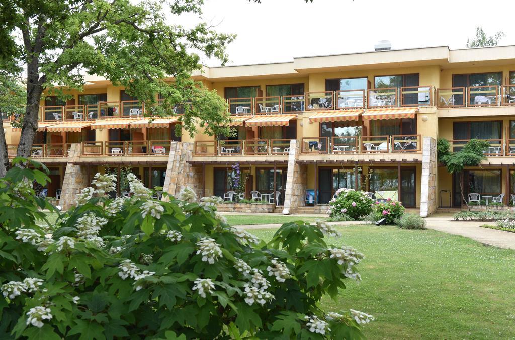 Les Magnolias Hotel Primorsko Exterior foto