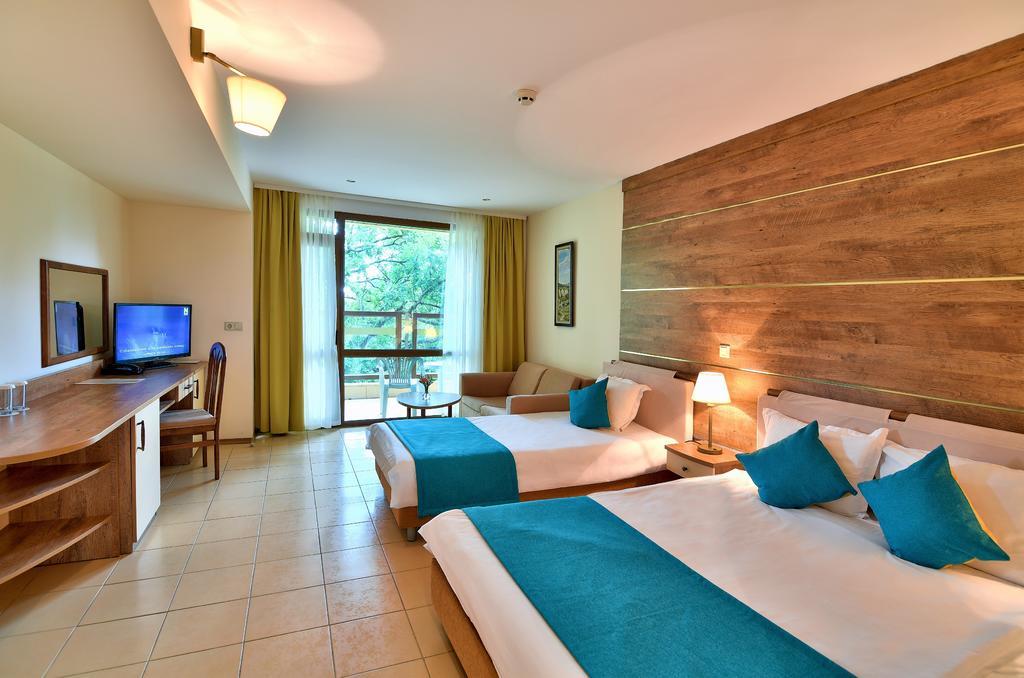Les Magnolias Hotel Primorsko Exterior foto